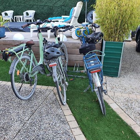 Le Petit Manoir Bed & Breakfast Vaux-sur-Mer Eksteriør bilde