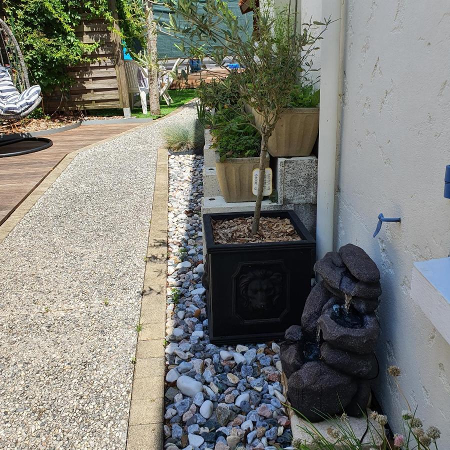Le Petit Manoir Bed & Breakfast Vaux-sur-Mer Eksteriør bilde