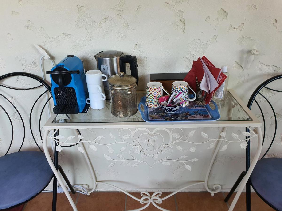 Le Petit Manoir Bed & Breakfast Vaux-sur-Mer Eksteriør bilde